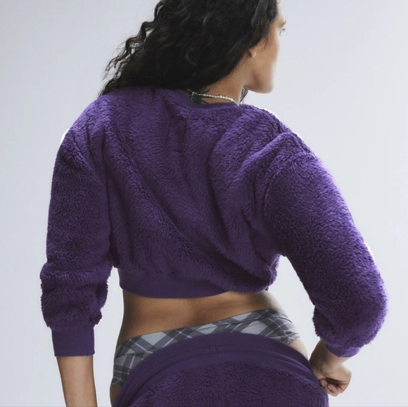 NWT Savage X Fenty Undercover Softie Plush Teddy Cropped Sweatshirt sz XL - Picture 3 of 7